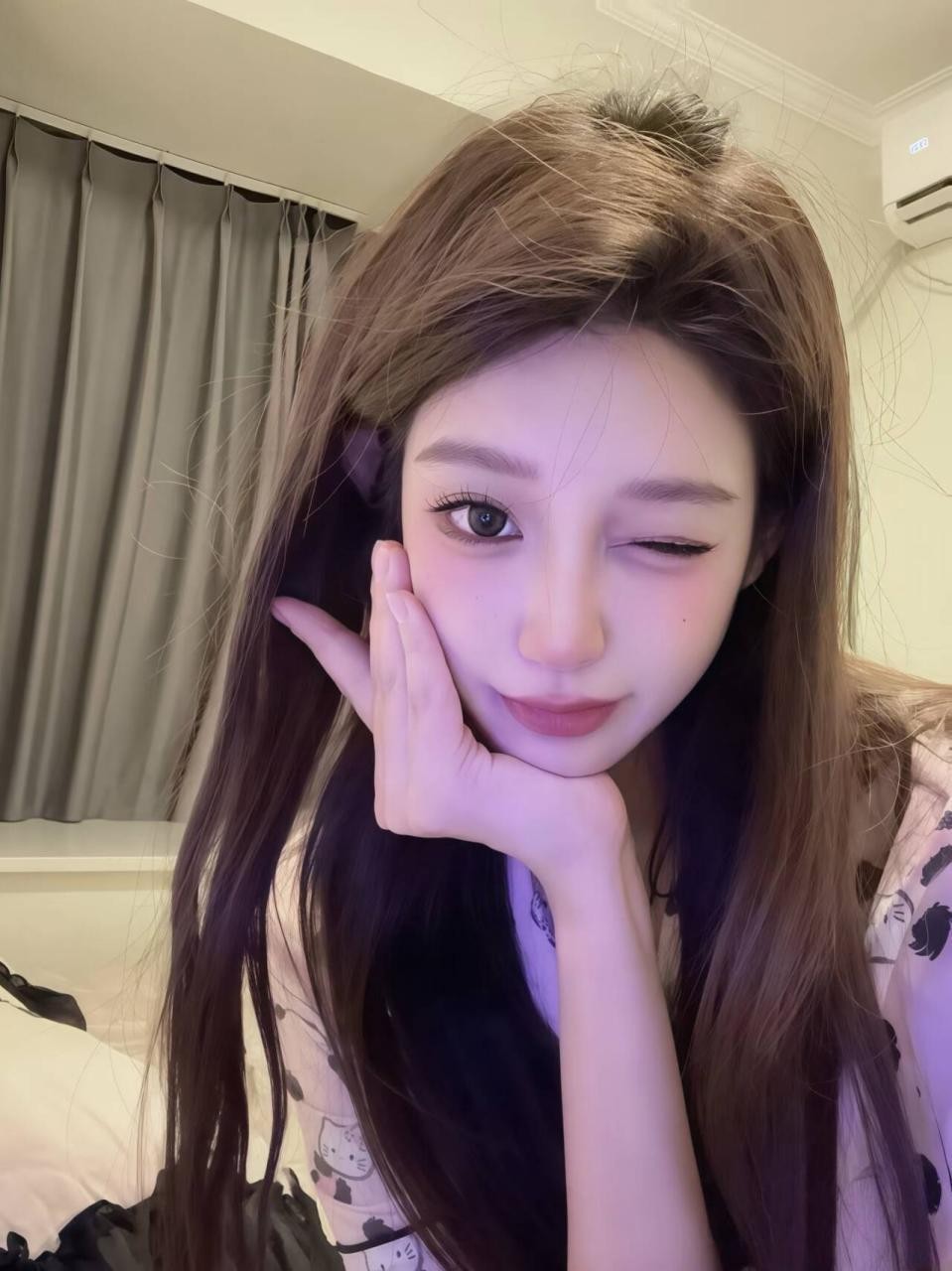 普陀一线天粉嫩鲍鱼妹妹