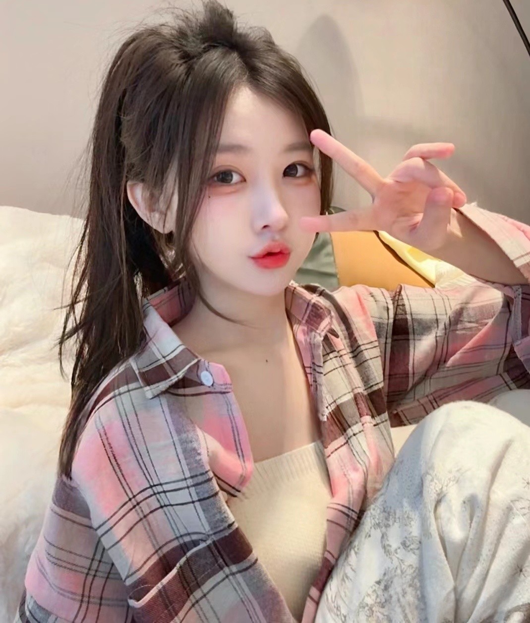 观山湖极品嫩妹  爽到爆