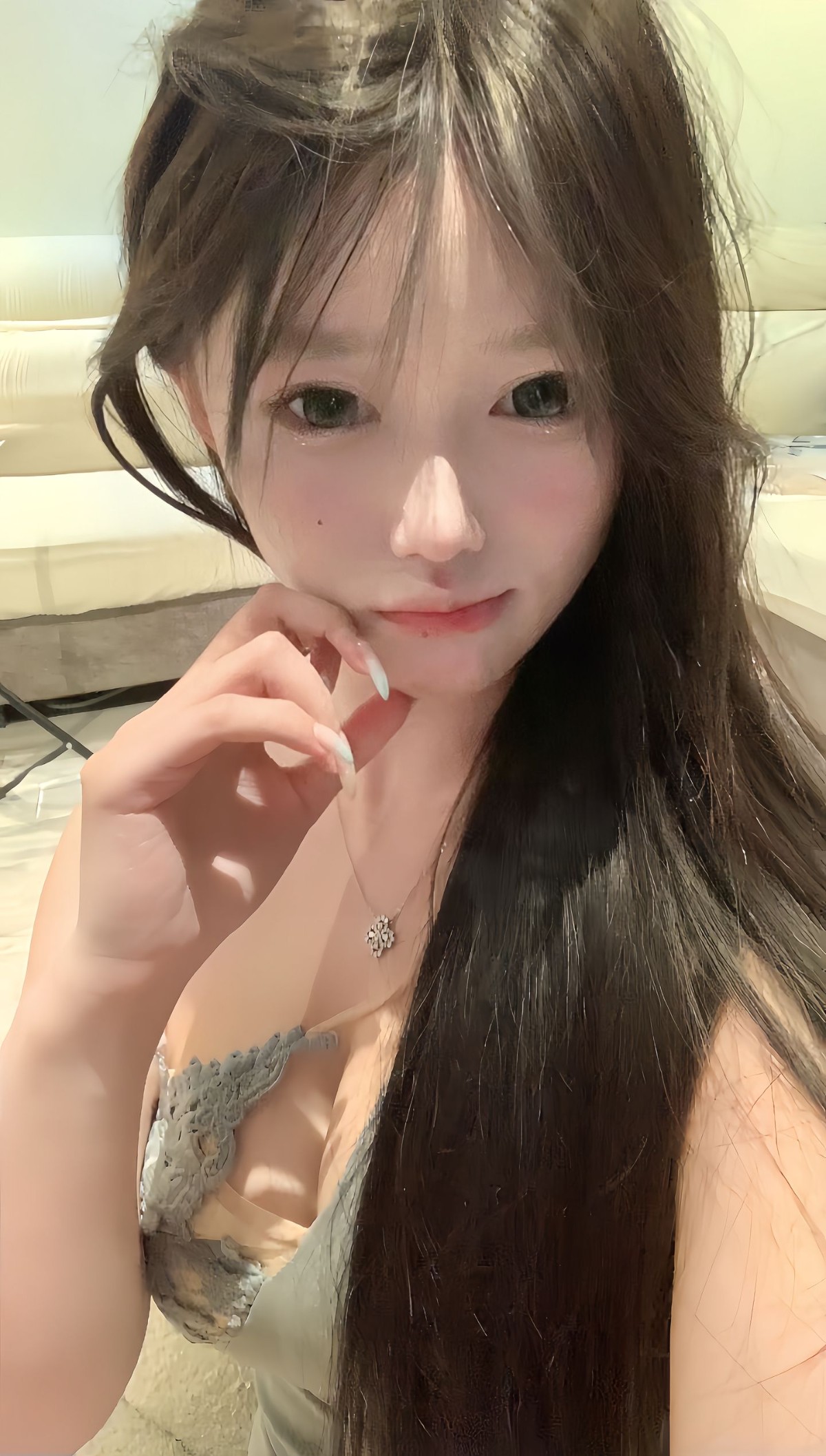 自营美女奶大鲍肥活到位