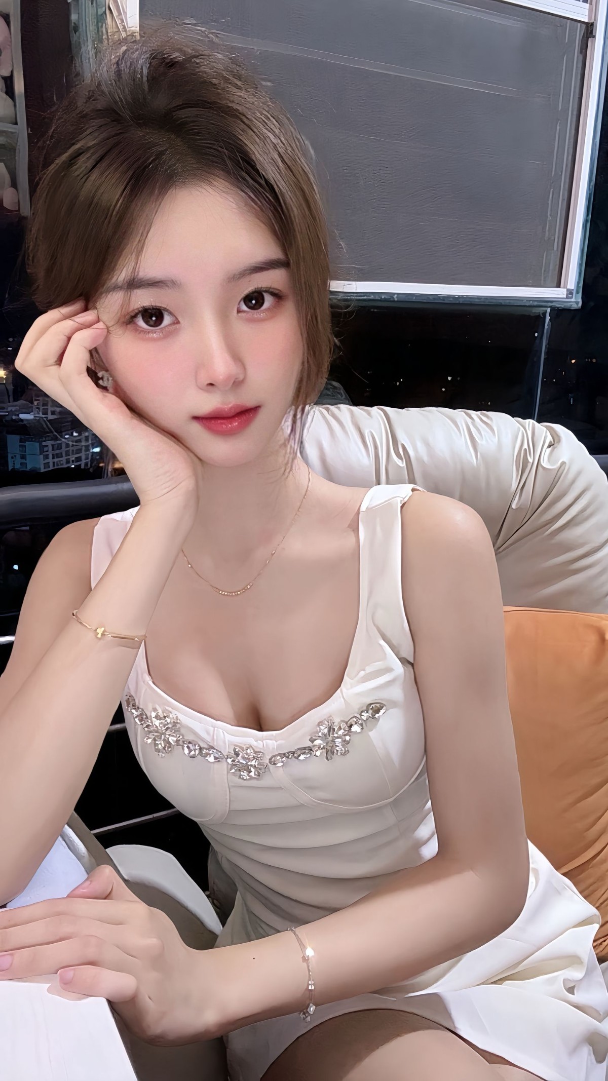 b嫩b紧22岁小妹妹