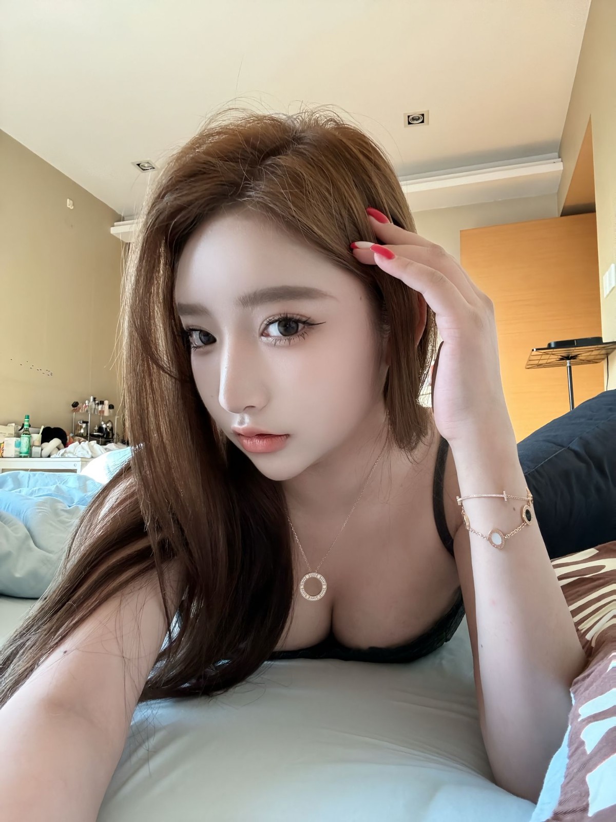 芝芝美女奶大有服务意识