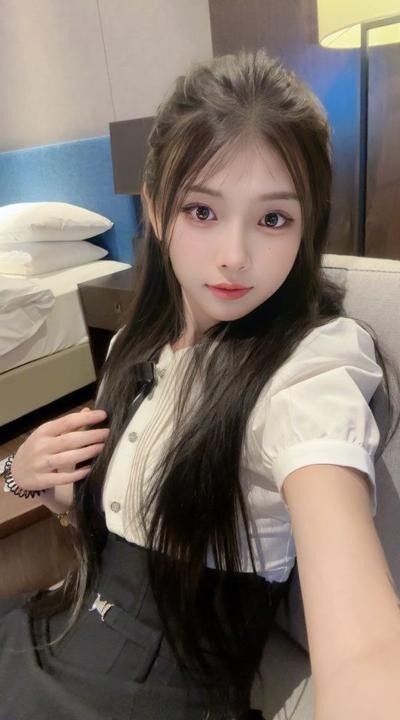 保定妹子颜值不错各种姿势尝个便