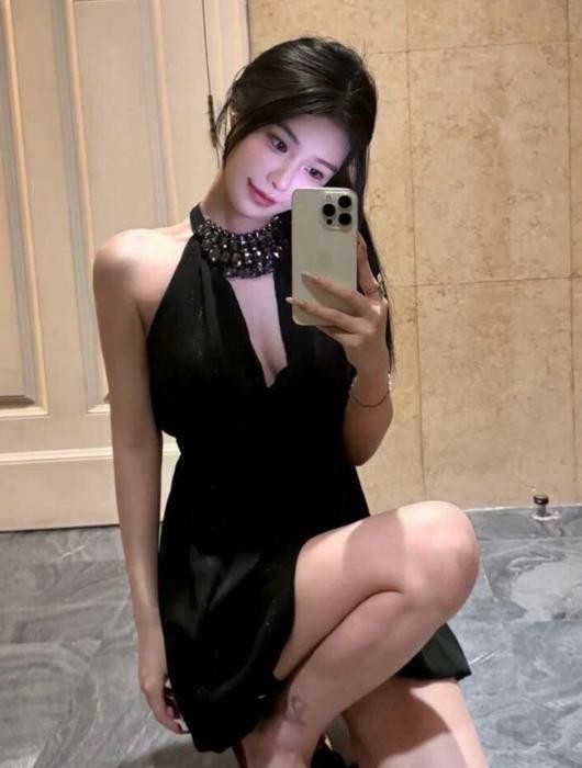 上海妹子鲍鱼保养的很好很粉嫩