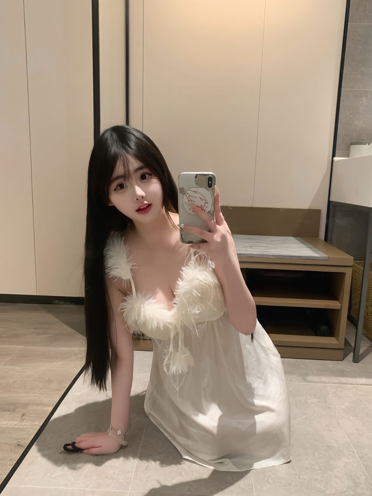 20岁小嫩鸡刚做兼职那种