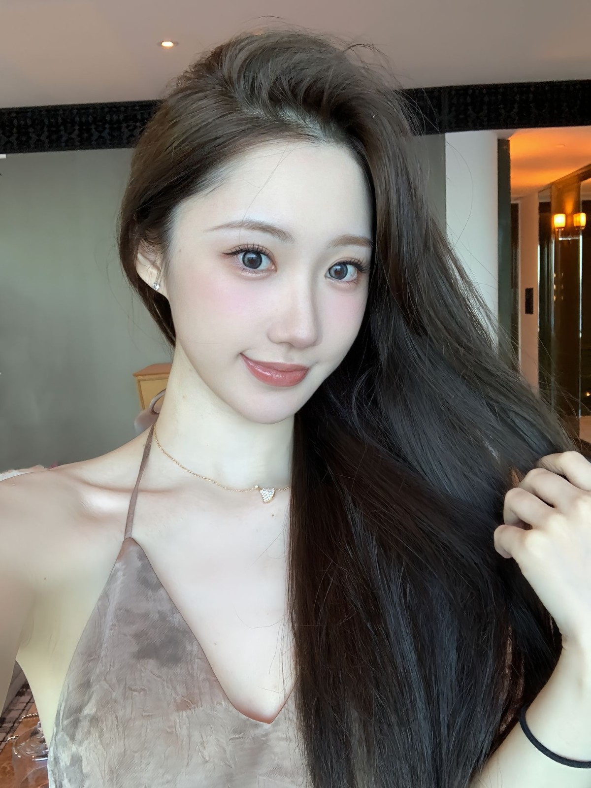 这样的美人配的起大屌插进去