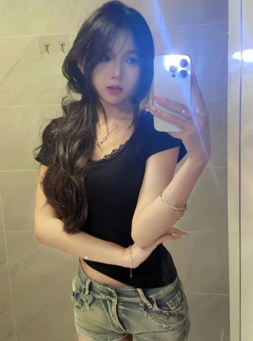 济南品尝到漂亮女孩的温柔