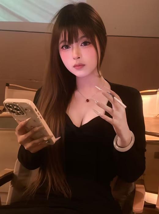 乌鲁身材曲线不错干到她腿软