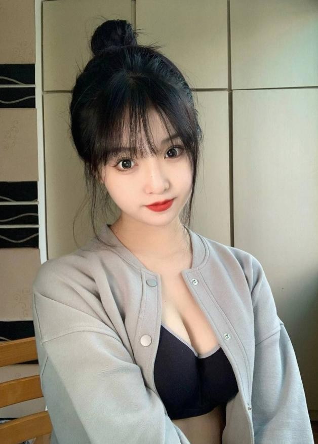 青秀区妹子粉鲍69过了把瘾