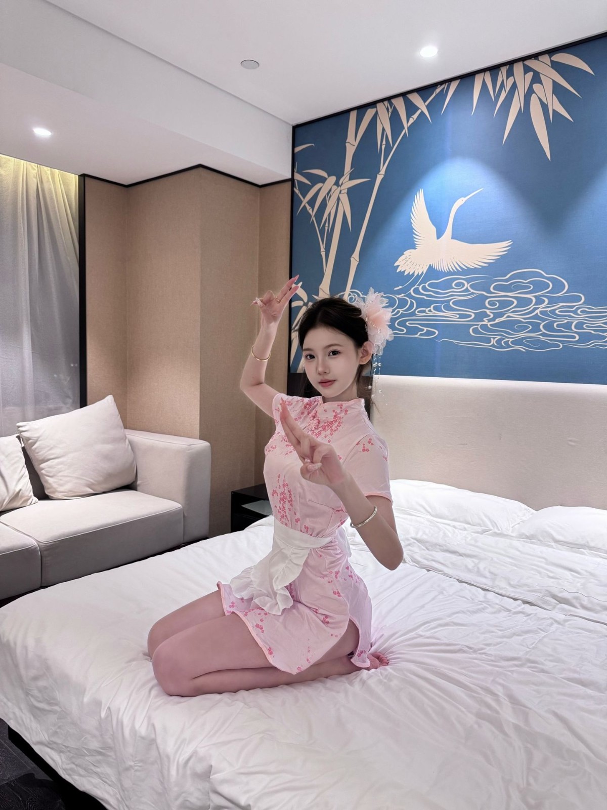 清纯甜妹玩情趣诱惑