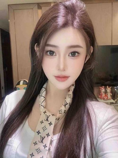 上海遇到颜值气质都很好的靓妹