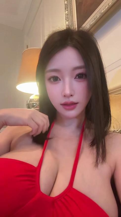 超爽体验天然豪乳