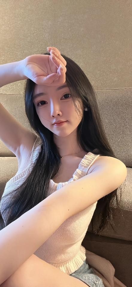 紧致嫩妹明眸亮眼刚做不久