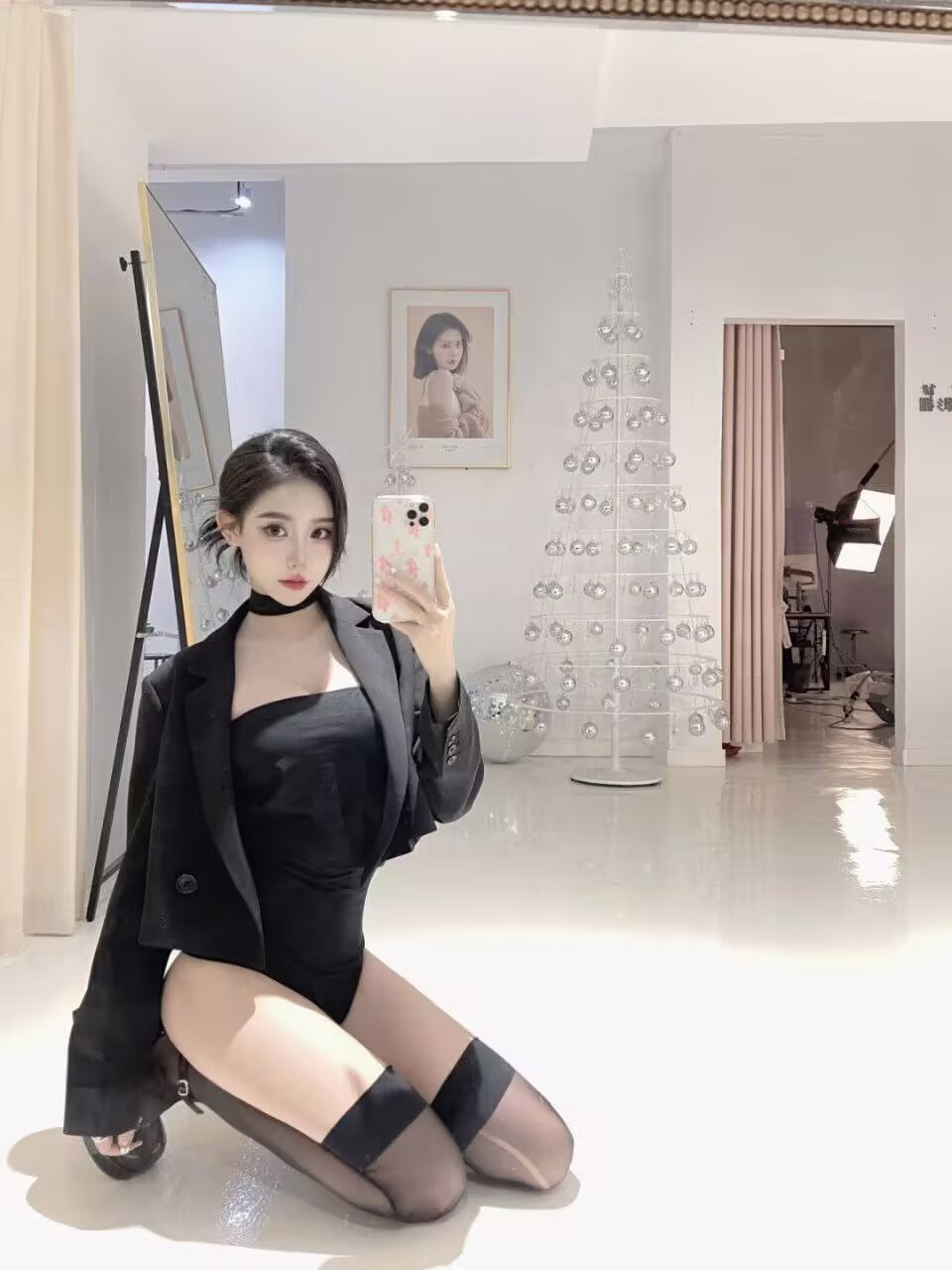 有颜有奶服务到位兼职床上尤物