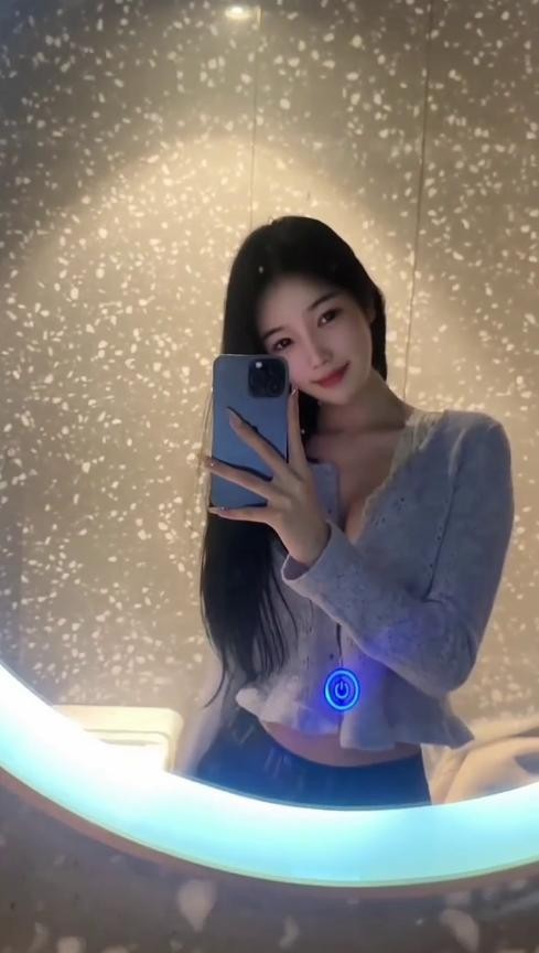 尧都懂情调的骚货  还蛮有意思